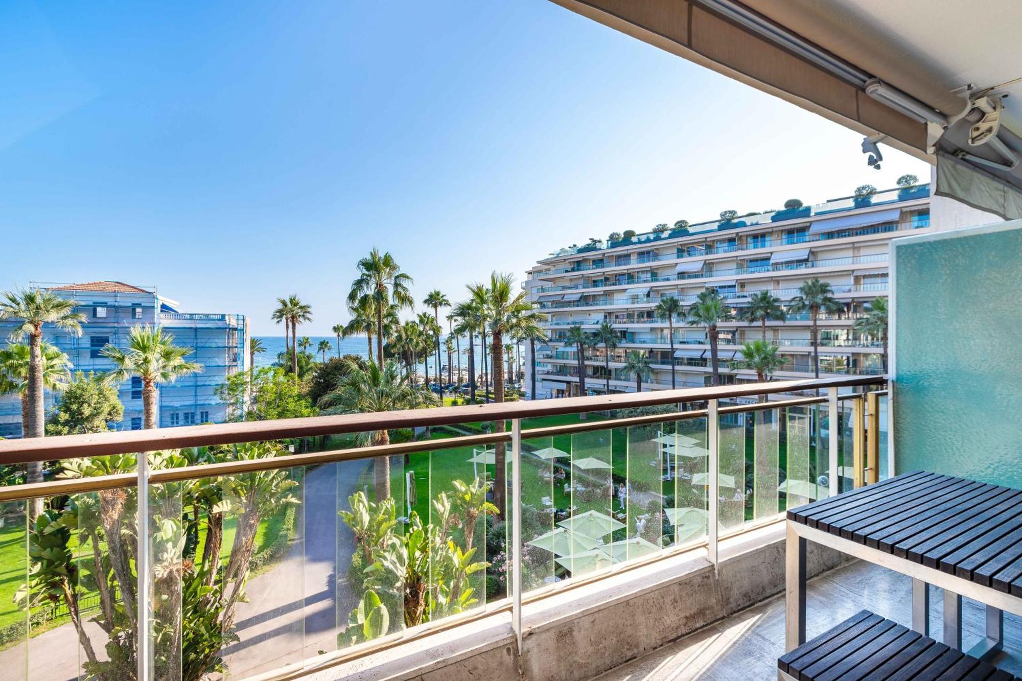 Agence Des Residences - Appartements Prives Du 45 Croisette- Prestige Cannes Phòng bức ảnh